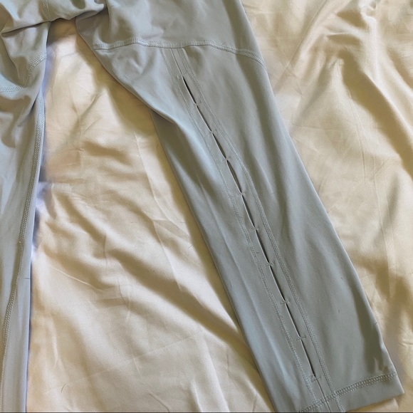 YOGALICIOUS LEGGINGS - Picture 5 of 6